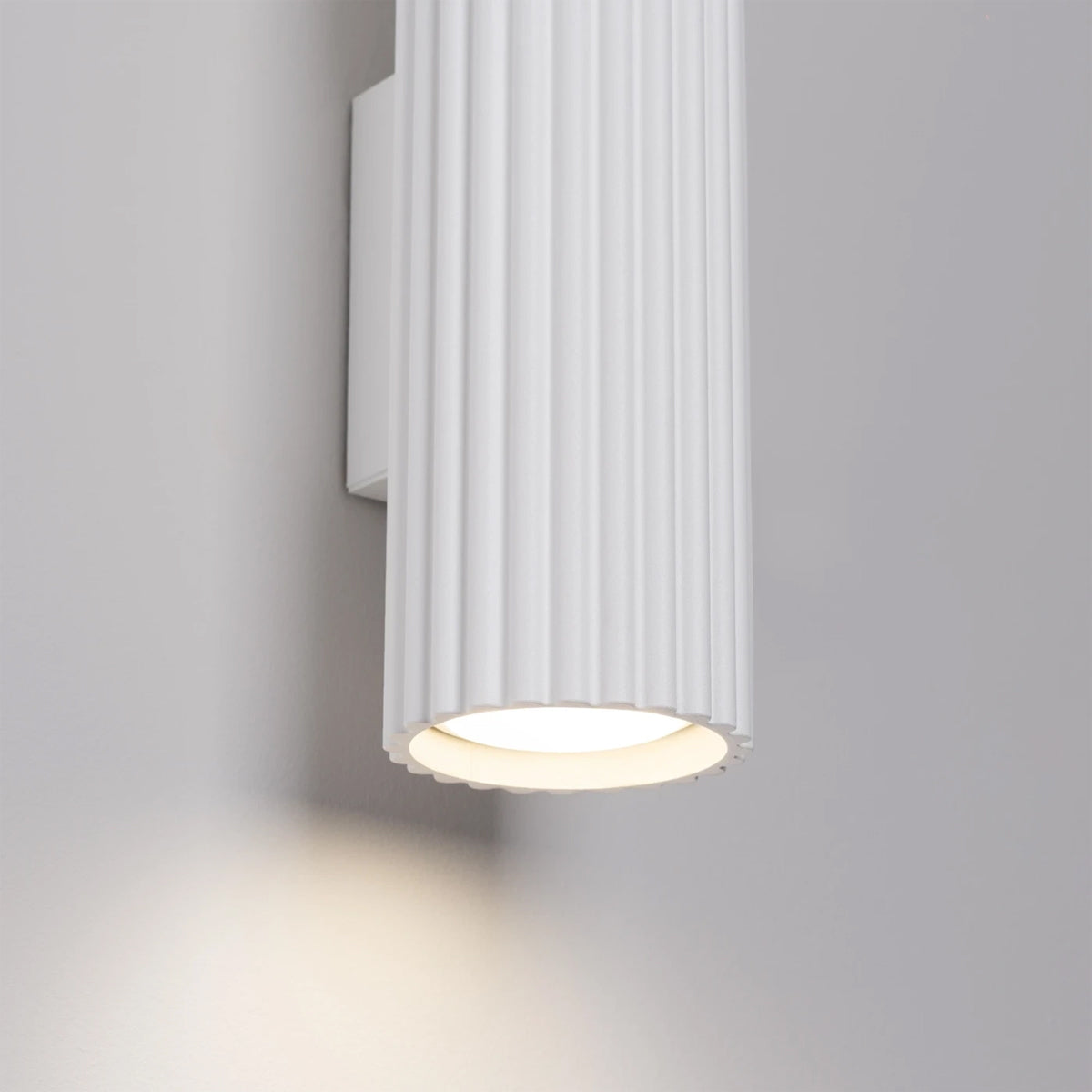 Aluminium Wall Light With Karbon 30 Lamp - Deep Space