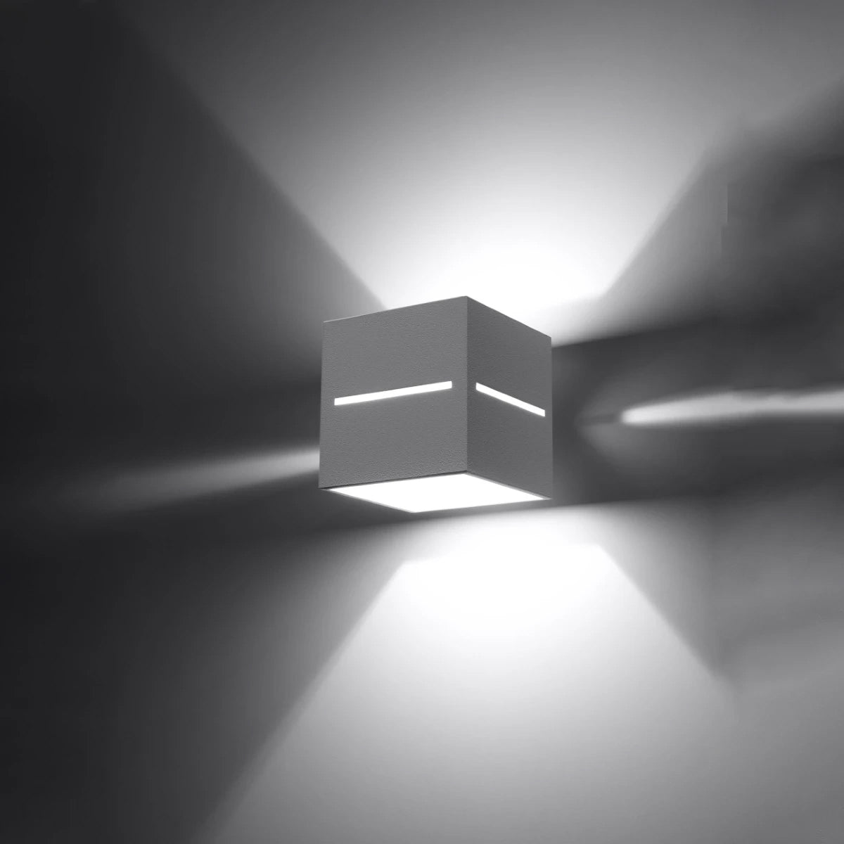 Aluminium Wall Light With Lobo Lamp - Deep Space