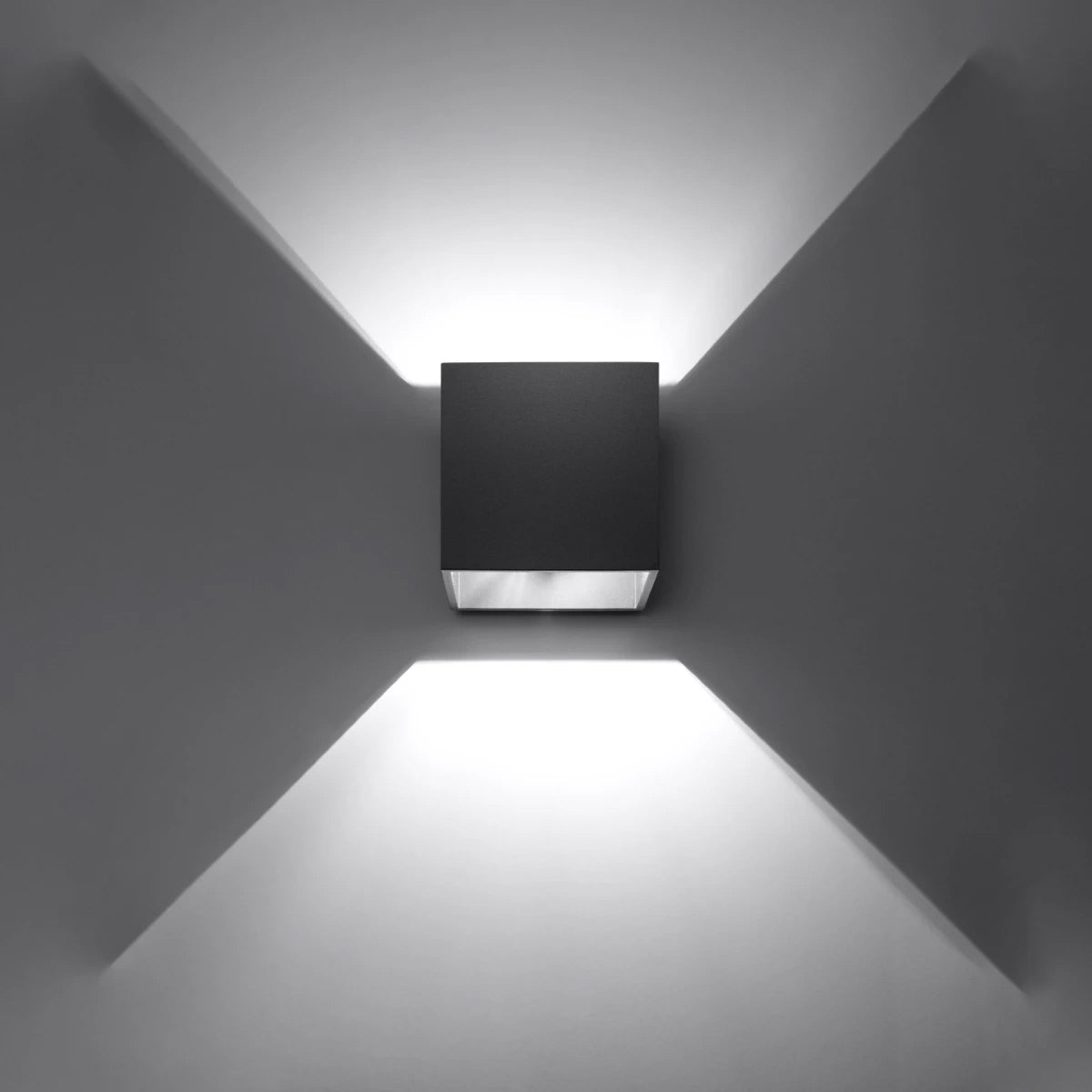 Aluminium Wall Light With Quad 1 Lamp - Deep Space