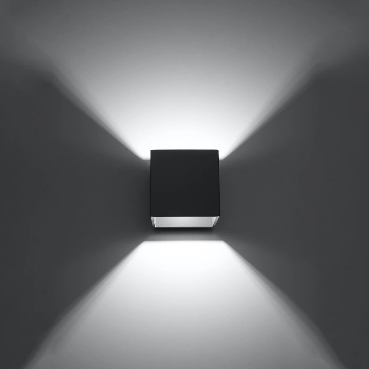 Aluminium Wall Light With Quad 1 Lamp - Deep Space