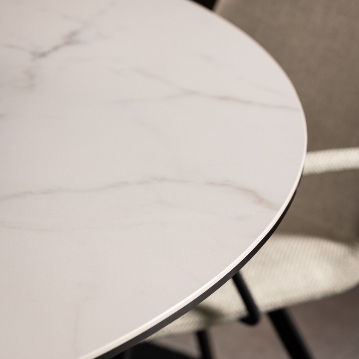 Ceramic Dining Table for 4 People 119cm Wide Round - Heaven