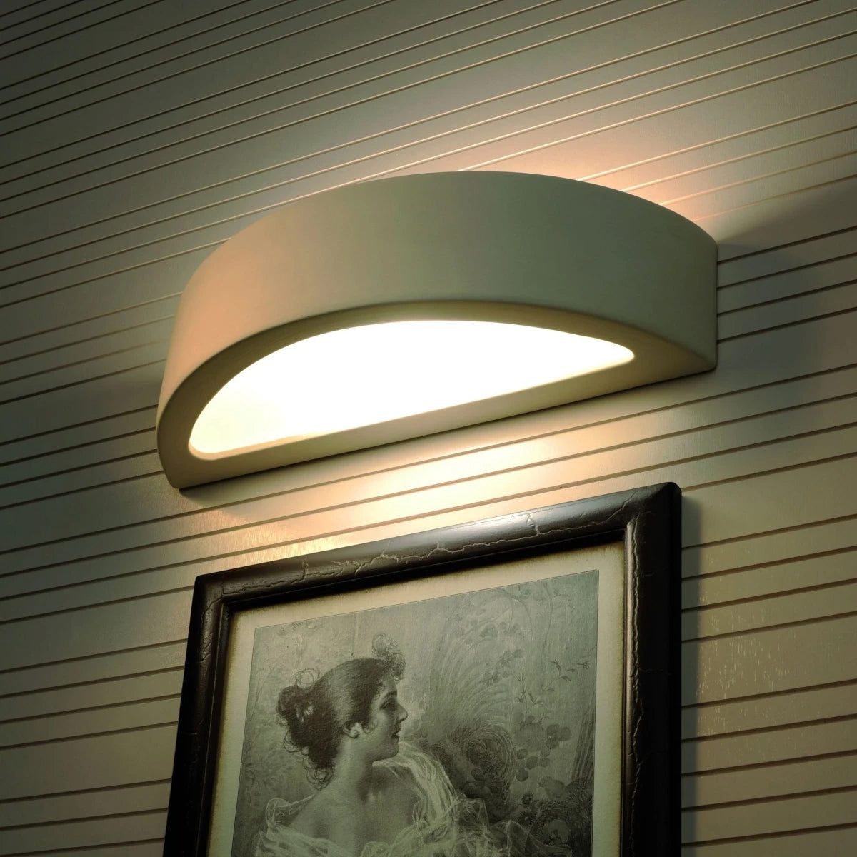 Ceramic Wall Light With Atena Glass Lamp - Cafe Au Lait