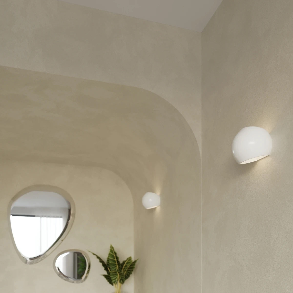 Ceramic Wall Light With High Gloss Globe Lamp - Cafe Au Lait