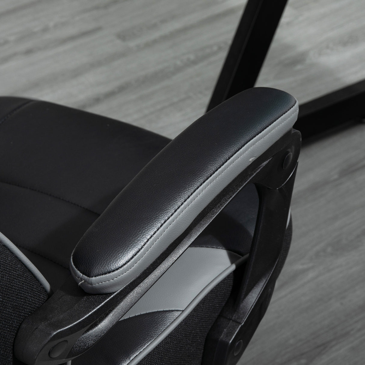 Faux Leather Gaming Chair 65cm Wide With Headrest And Swivel Wheels - Velmora