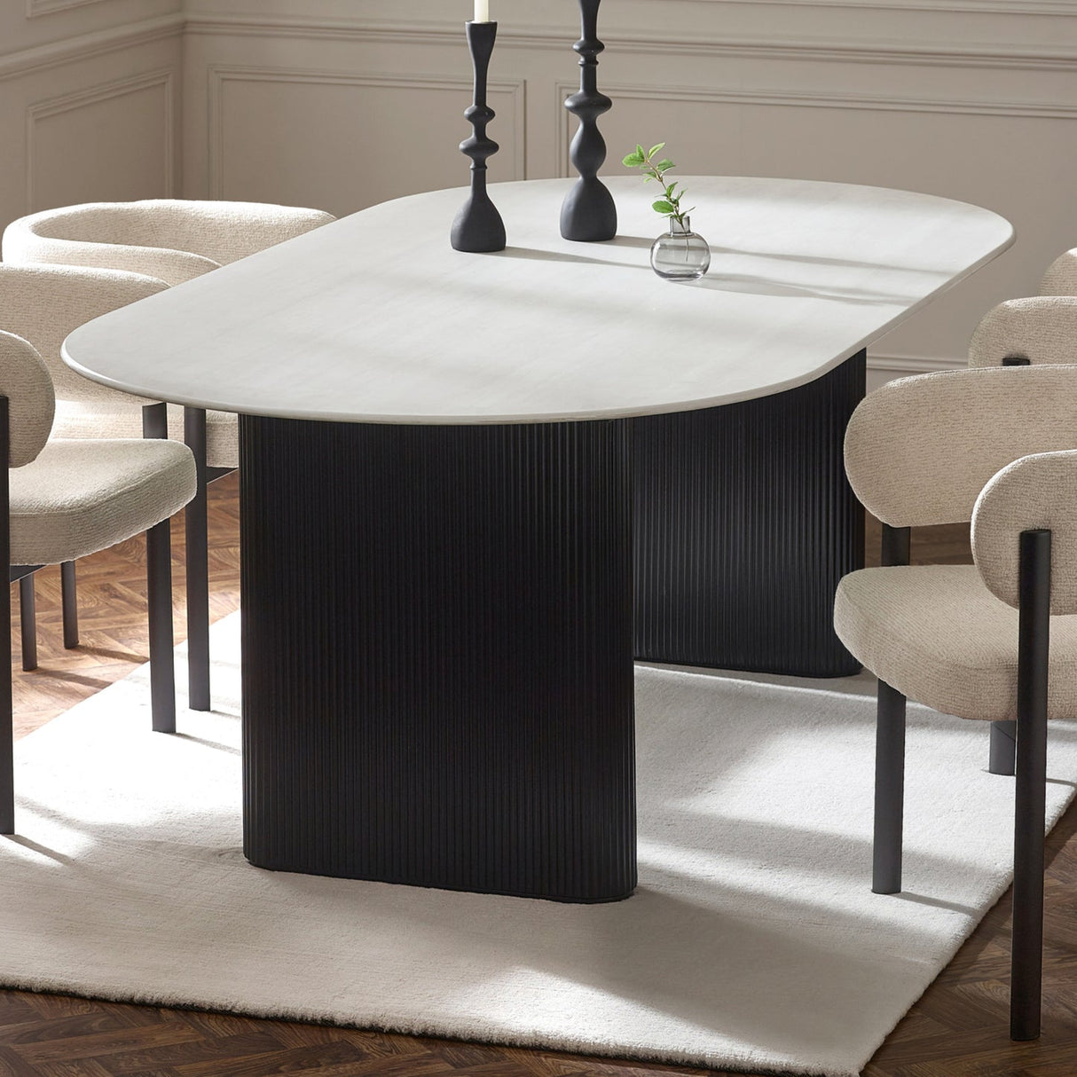 Glass Top Dining Table for 4 to 6 People Oval - Bolivia