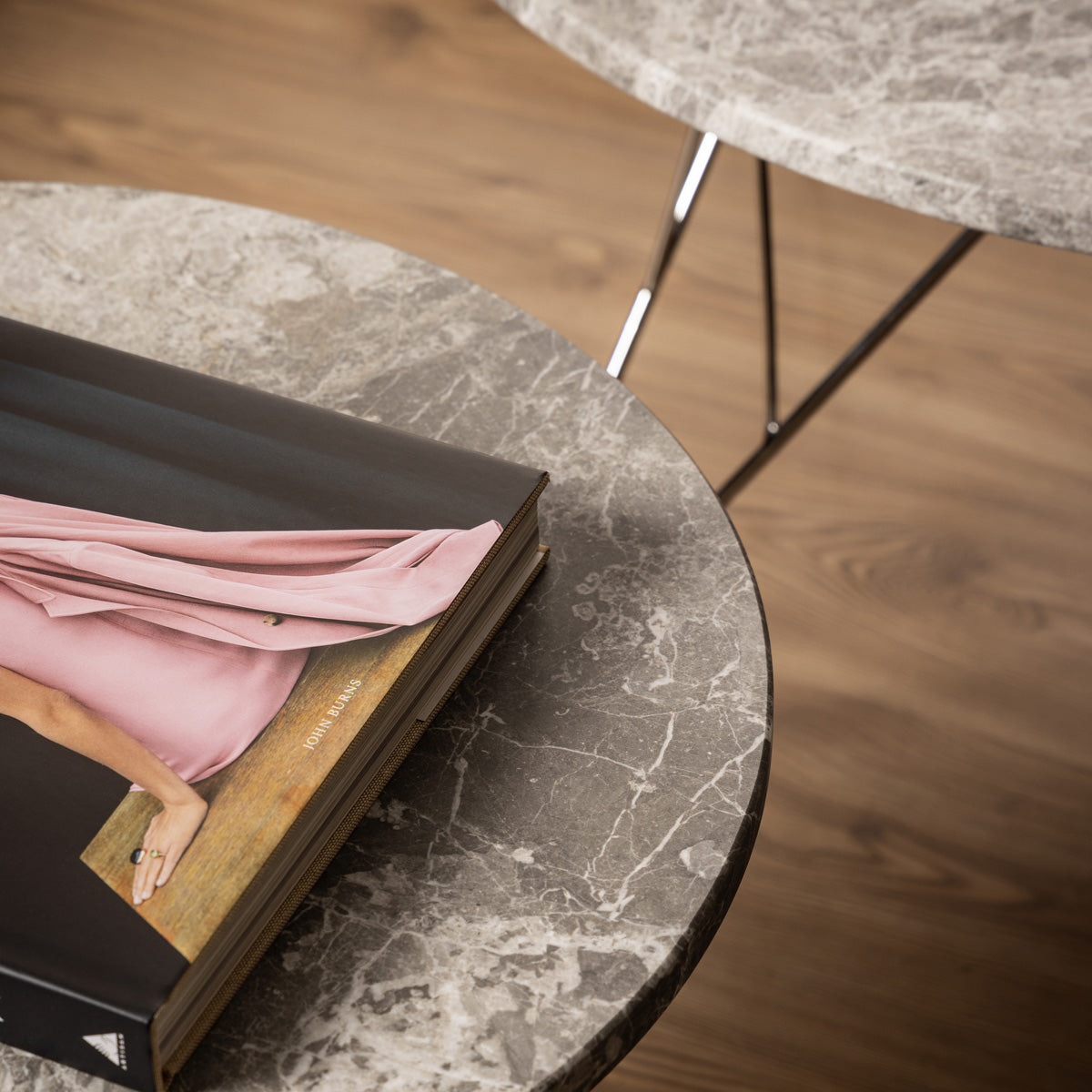 Marble Coffee Table Round With Chromed Steel Wire Base - Prunus