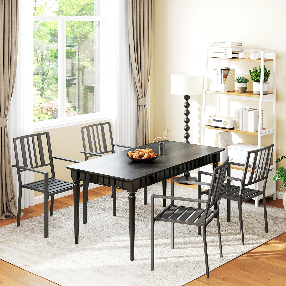 Metal Minimal Garden Chairs in Set of 4 - Velmora