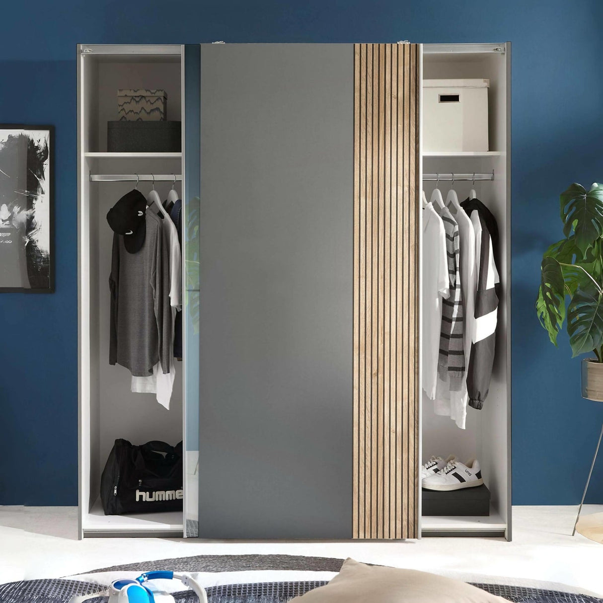 Mirrored Wardrobe With 2 Sliding Doors - Berno