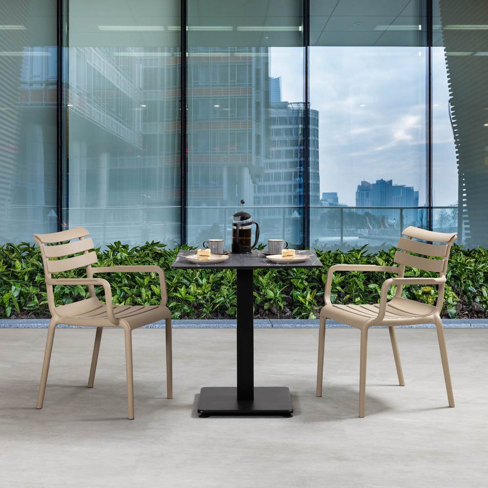 Plastic Armchair - Paris