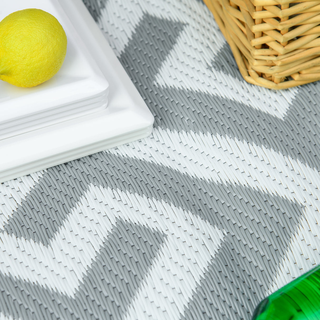 Polypropylene Outdoor Reversible Plastic Straw Rug 243cm Wide - Velmora