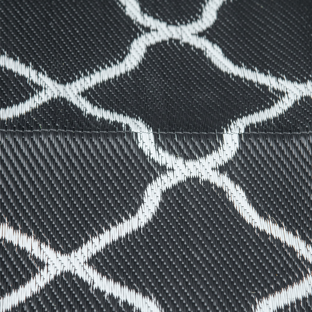 Polypropylene Outdoor Reversible Plastic Straw Rug 274cm Wide With Carry Bag - Velmora