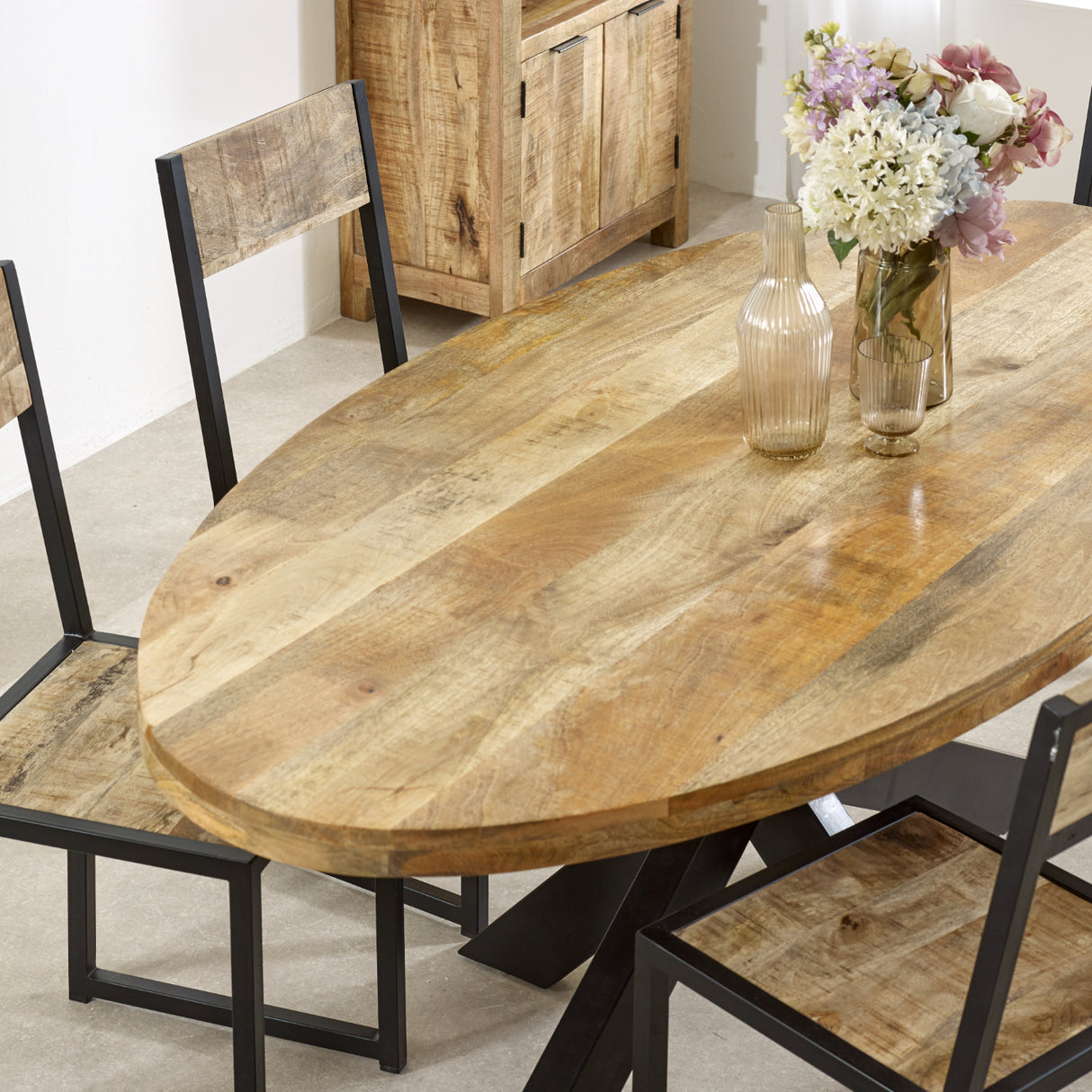 Solid Reclaimed Wood Dining Table for 6 to 8 People Oval - Surrey