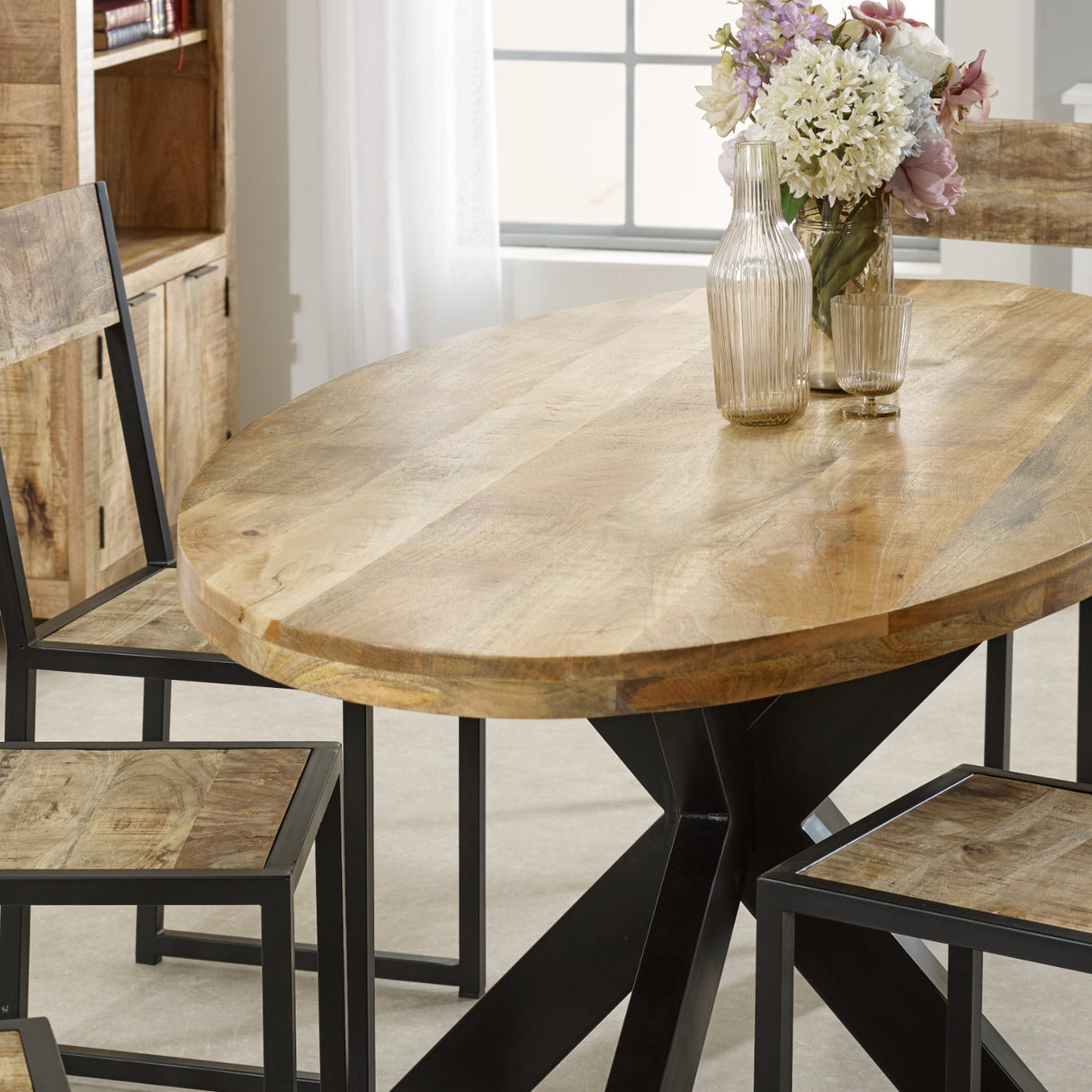 Solid Reclaimed Wood Dining Table for 6 to 8 People Oval - Surrey
