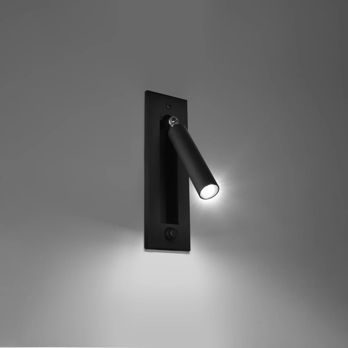 Steel Wall Light With Enif Lamp - Bittersweet Shimmer