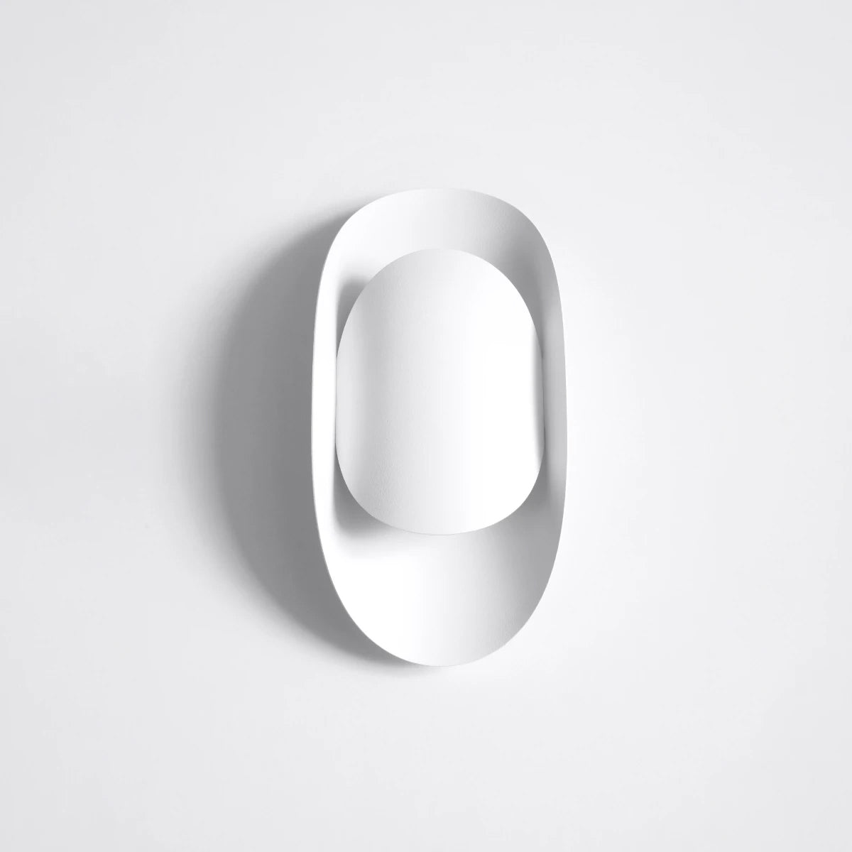 Steel Wall Light With Tear Lamp - Blue Sapphire