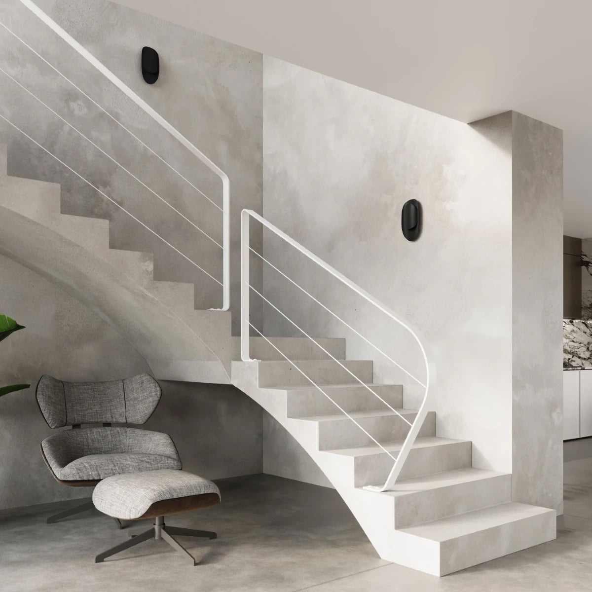 Steel Wall Light With Tear Lamp - Blue Sapphire