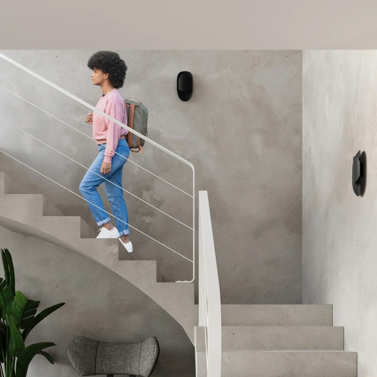 Steel Wall Light With Tear Lamp - Blue Sapphire