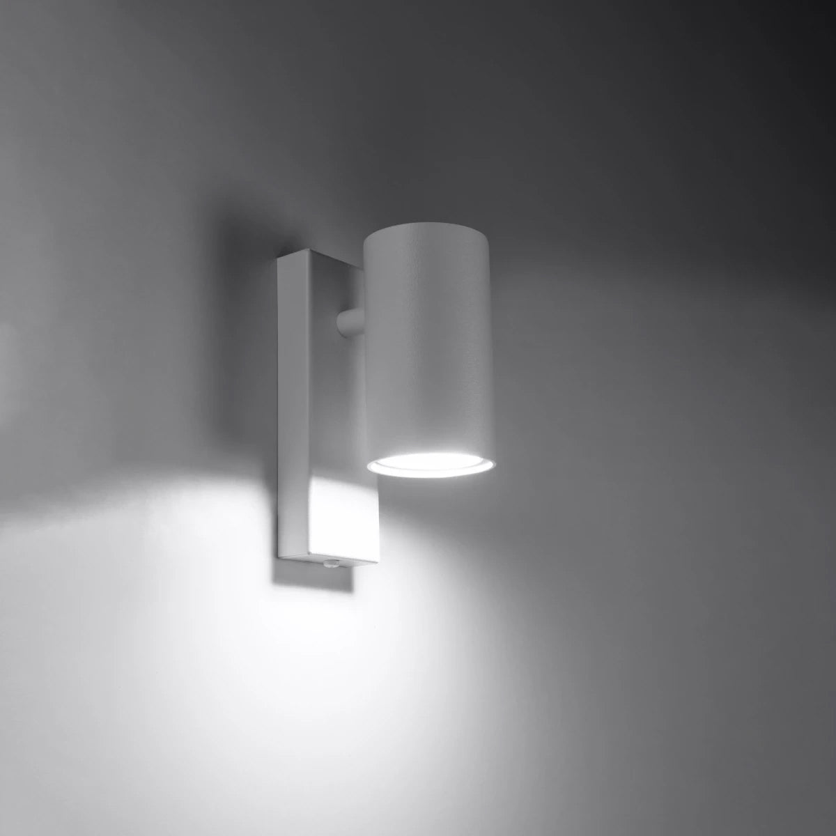 Steel Wall Light With Utti Lamp - Bittersweet Shimmer