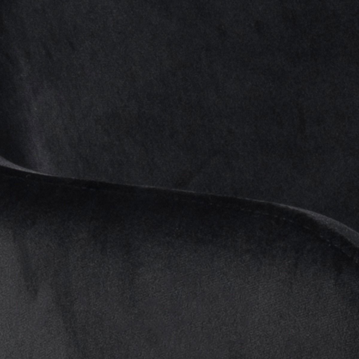 Velvet Dining Chairs With Armrest in Set Of 2 - Lima