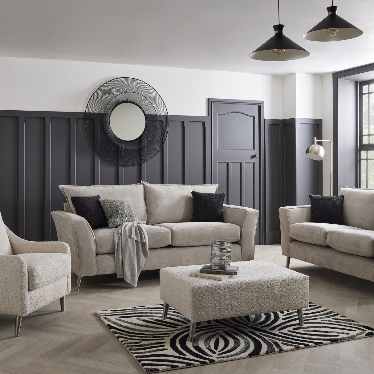 Wall Mirror Large In Black Wire Metal Frame - Chico