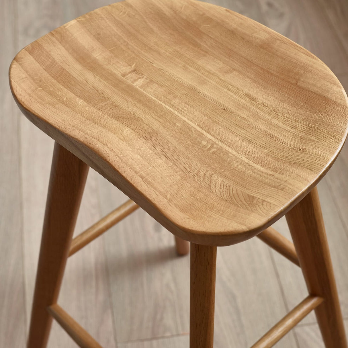 Wooden Bar Stool - Mulu