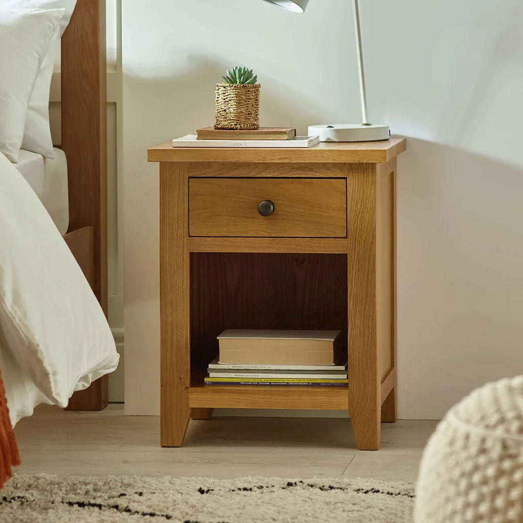 Wooden Bedside Cabinet With 1 Drawer - Marlborough