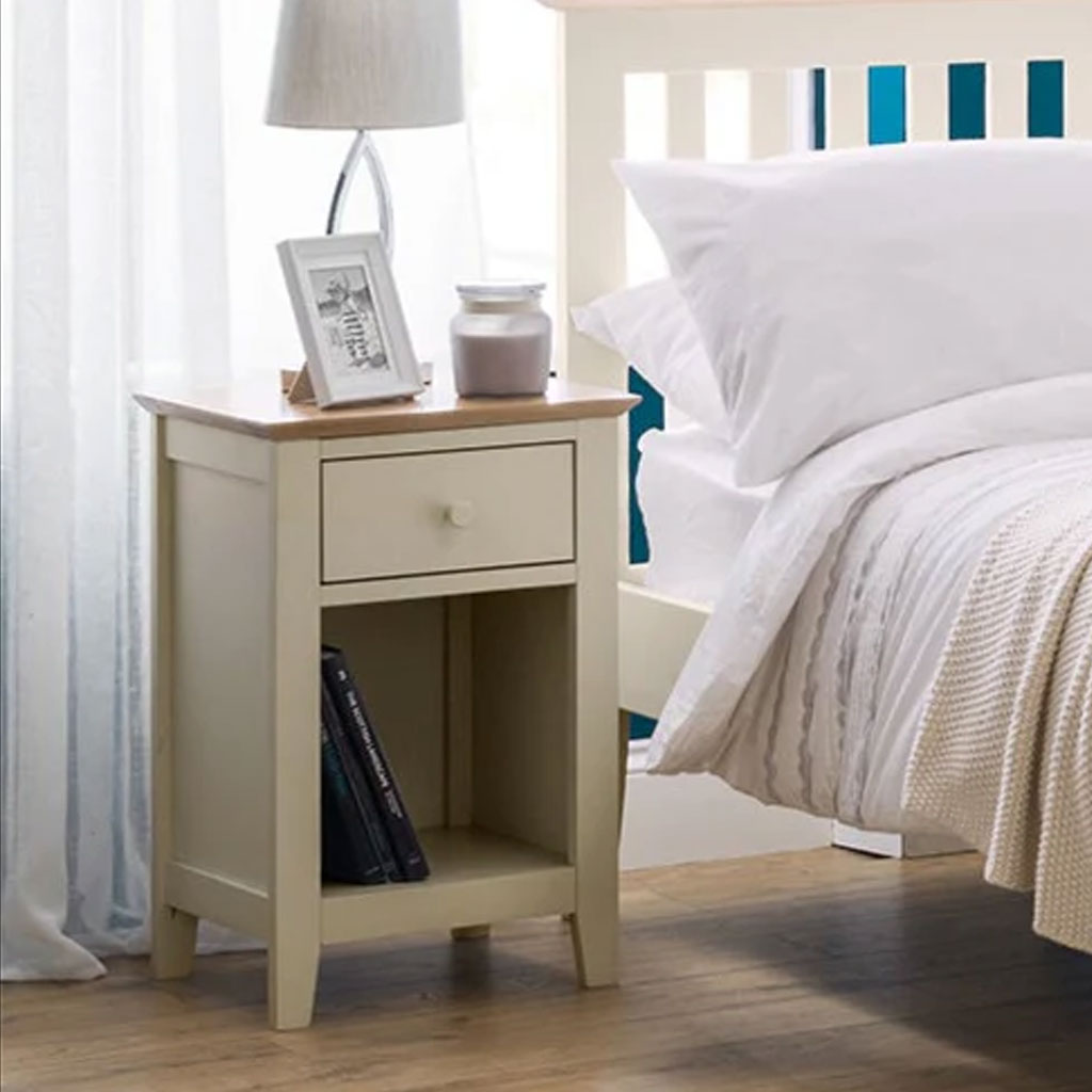 Wooden Bedside Cabinet With 1 Drawer - Salerno