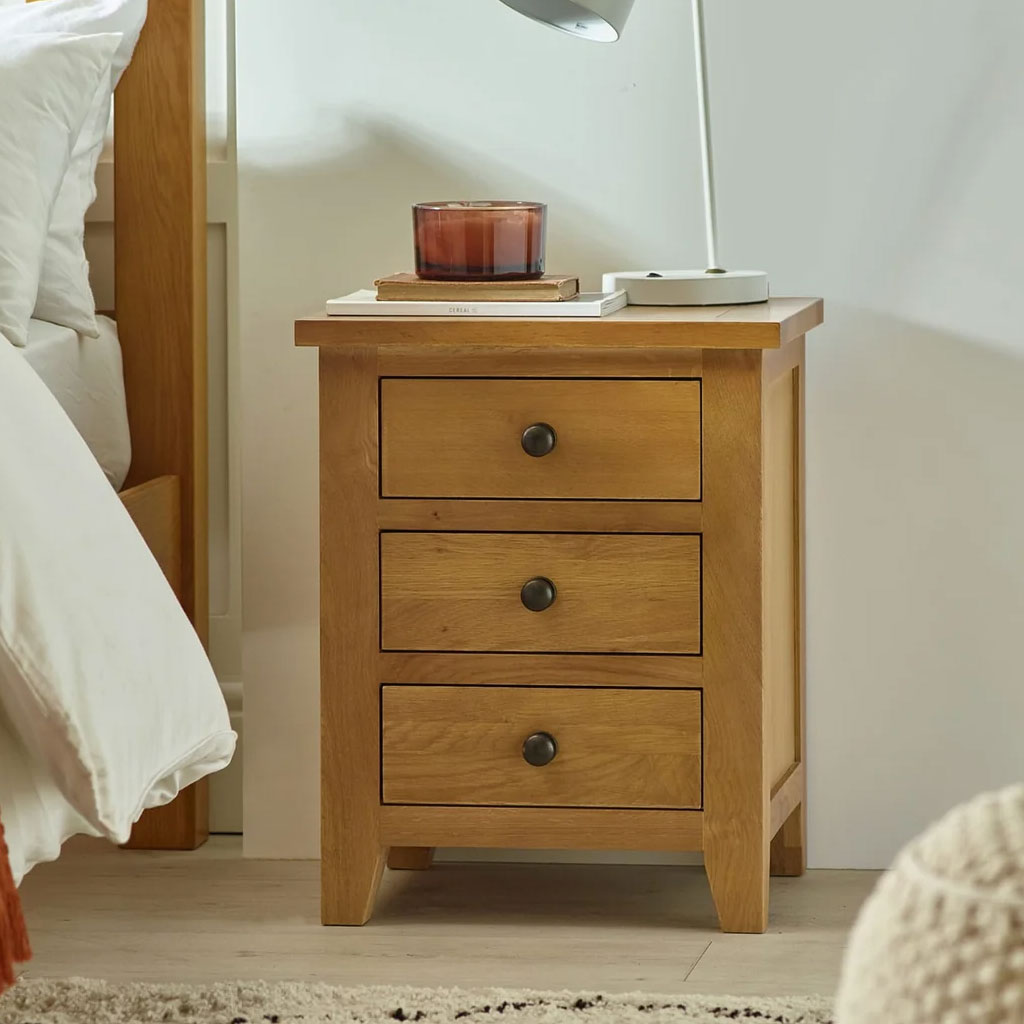 Wooden Bedside Cabinet With 3 Drawers - Marlborough