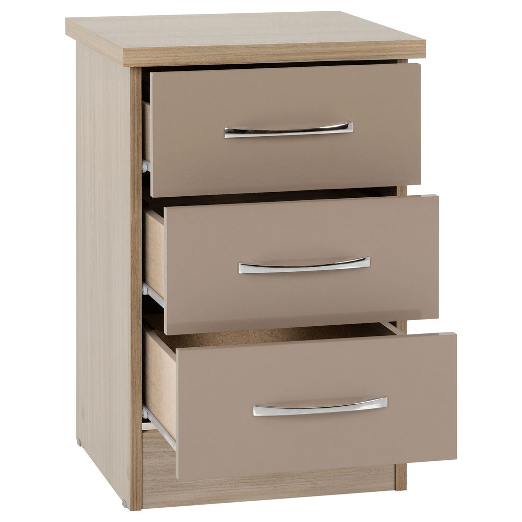 Wooden Bedside Cabinet With 3 Drawers - Nevada