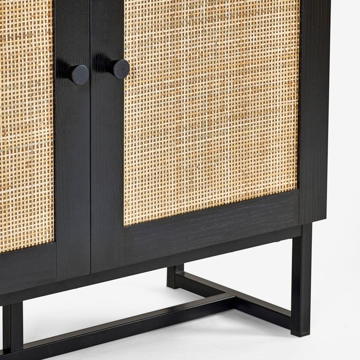 Wooden Bookcase With 2 Doors And 3 Shelves - Padstow