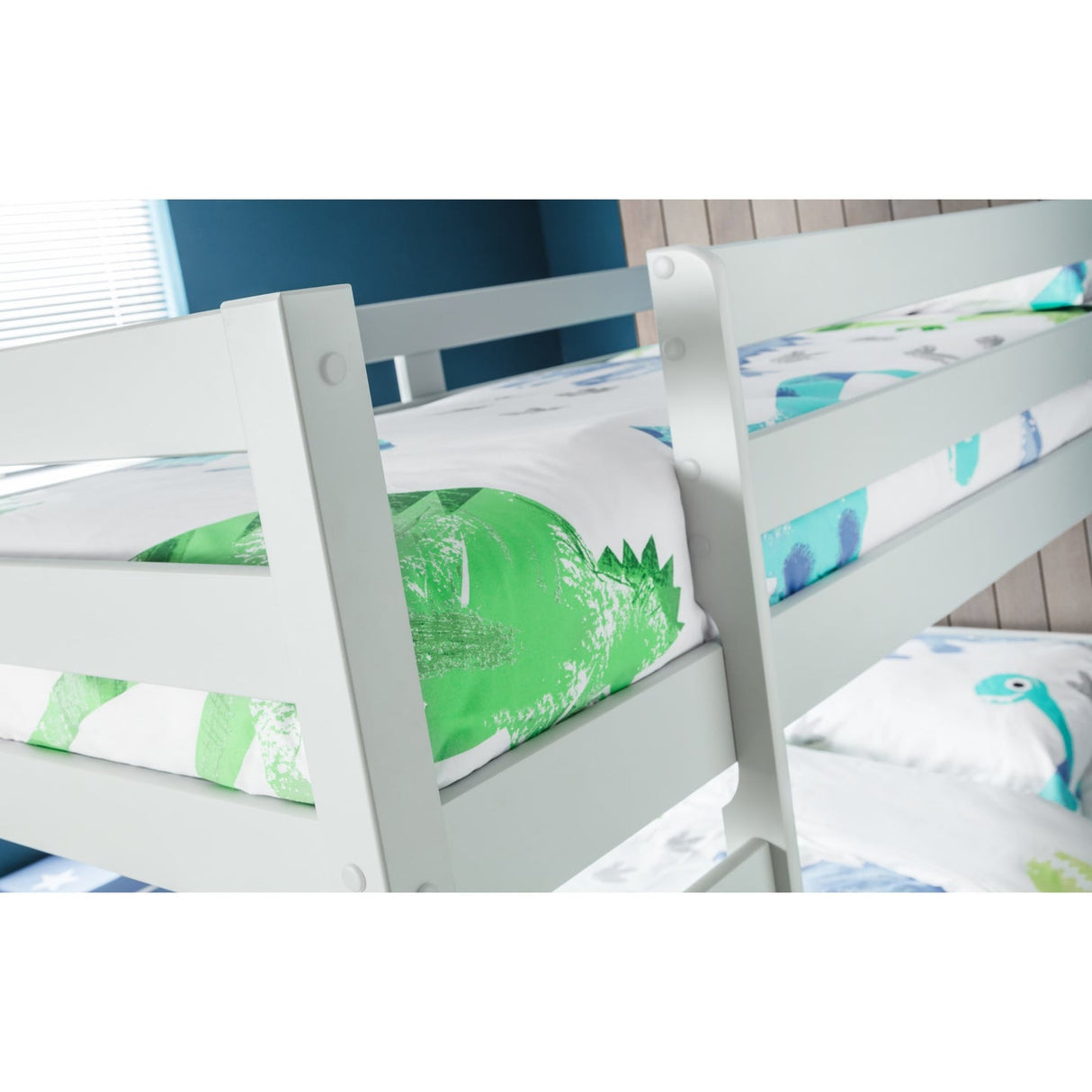 Wooden Bunk Bed With Ladder - Camden
