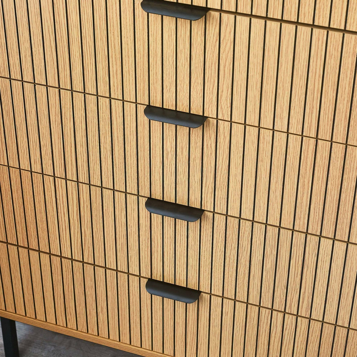 Wooden Chest Of 5 Drawers - Sia