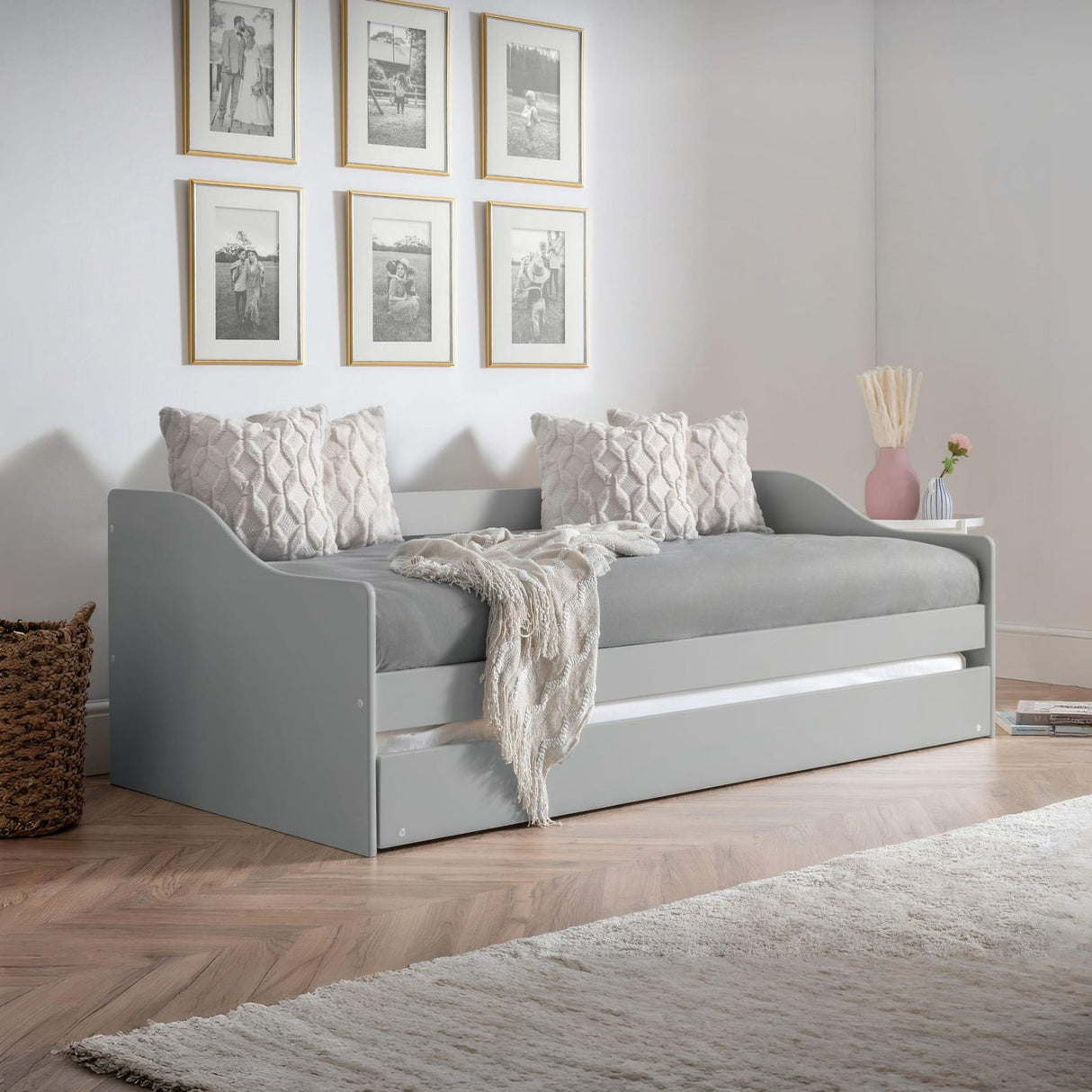Wooden Day Bed With Drawer - Cyclone