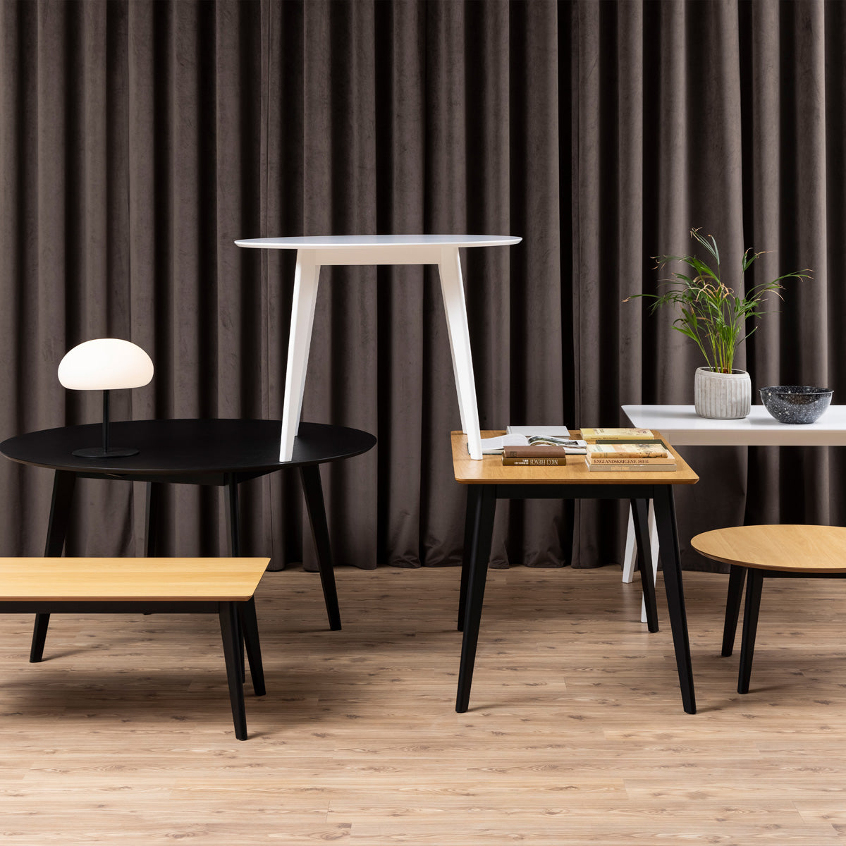 Wooden Dining Table 105cm Wide for 4 People Round - Roxby