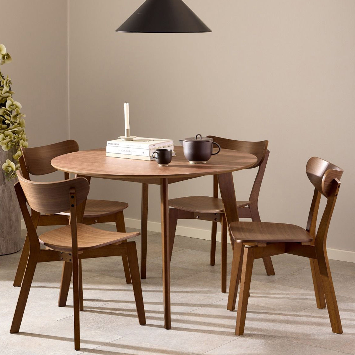 Wooden Dining Table 120cm Wide Round With 4 Roxby Dining Chairs - Roxby