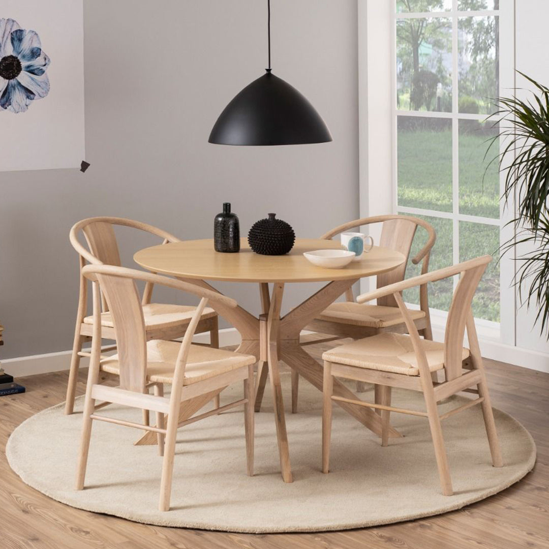 Wooden Dining Table for 4 People Round - Duncan