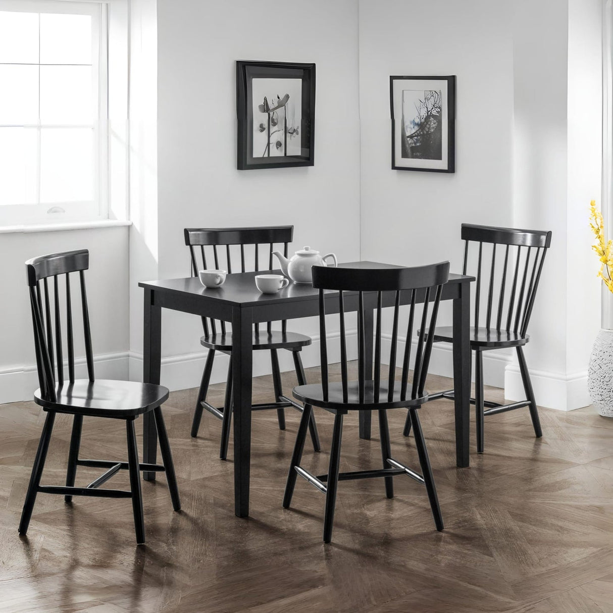 Wooden Dining Table for 4 People - Hudson