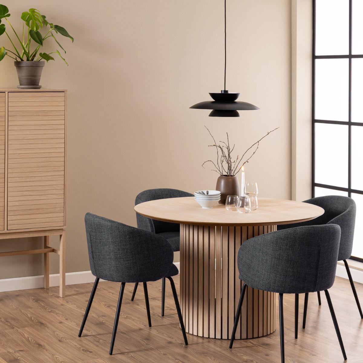 Wooden Dining Table for 4 People Round - Linley