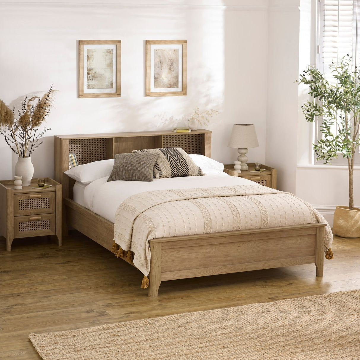 Wooden Double Bed With Bookcase - Sydney