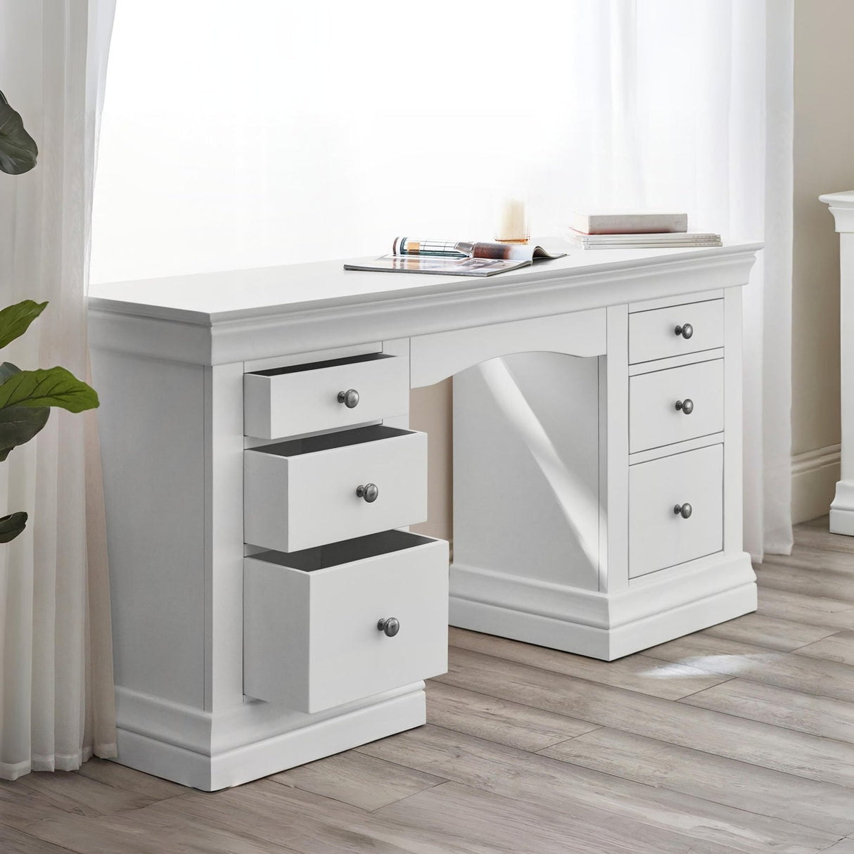 Wooden Dressing Table With 6 Drawers - Clermont