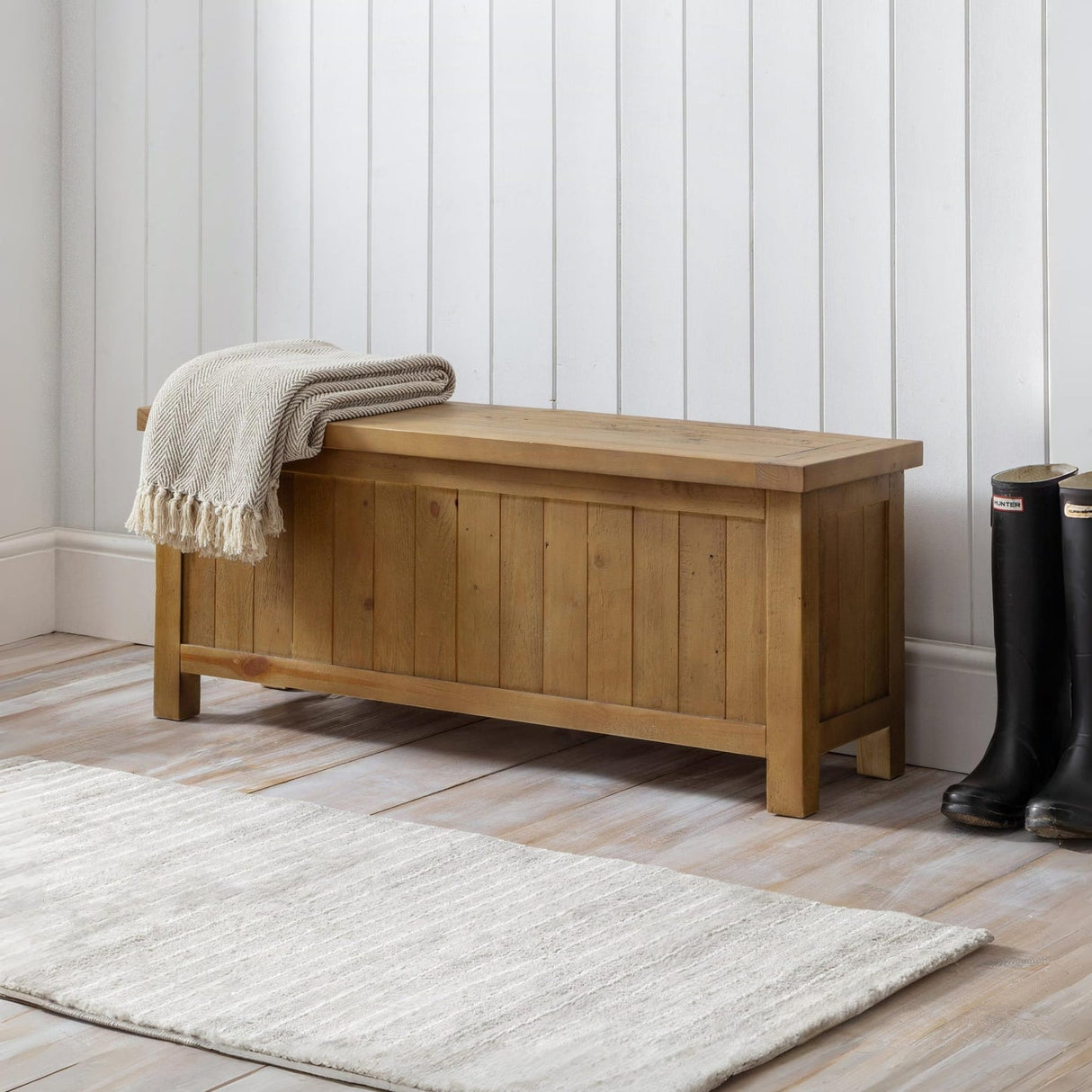 Wooden Hallway Seating Bench With Storage - Aspen