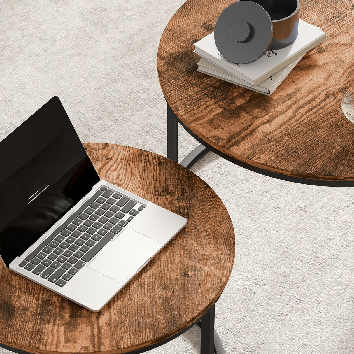 Wooden Nesting Coffee Tables Round in Set of 2 - Velmora