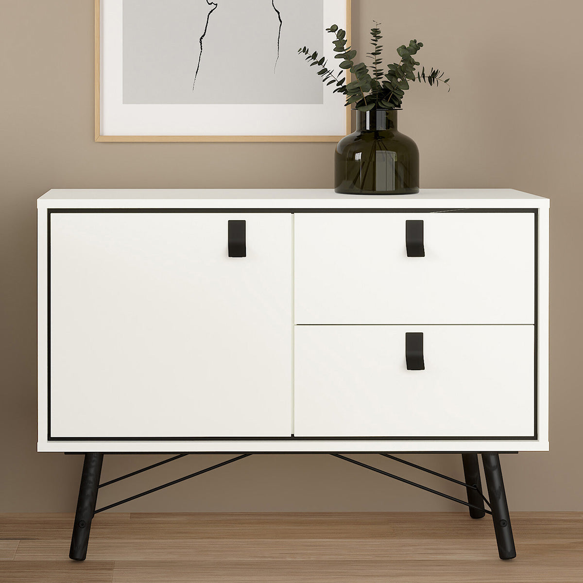 Wooden Sideboard With 1 Door And 2 Drawers - Ry