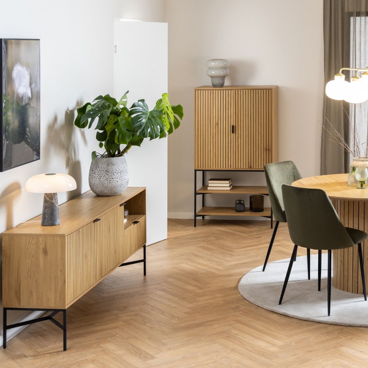 Wooden Sideboard With 2 Doors And 1 Drawer - Jaipur