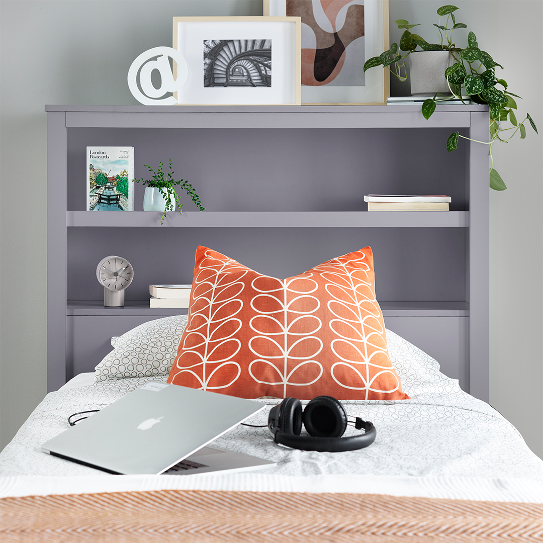 Wooden Storage Single Bed With 3 Pull-Out Drawers - Enzo