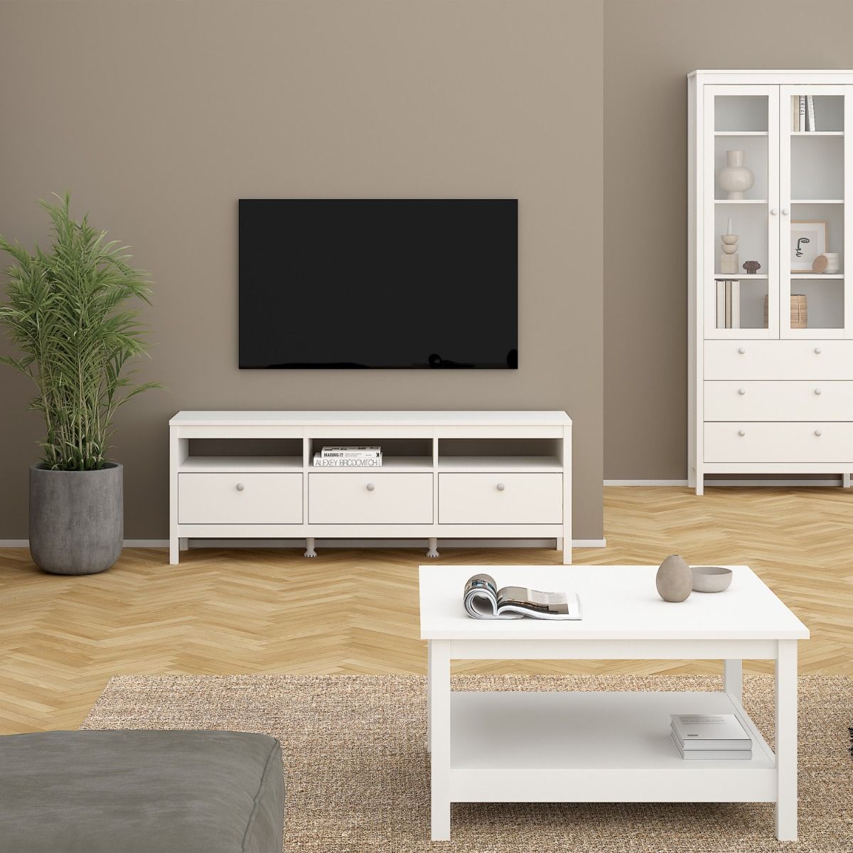 Wooden TV Stand With 3 Drawers - Madrid