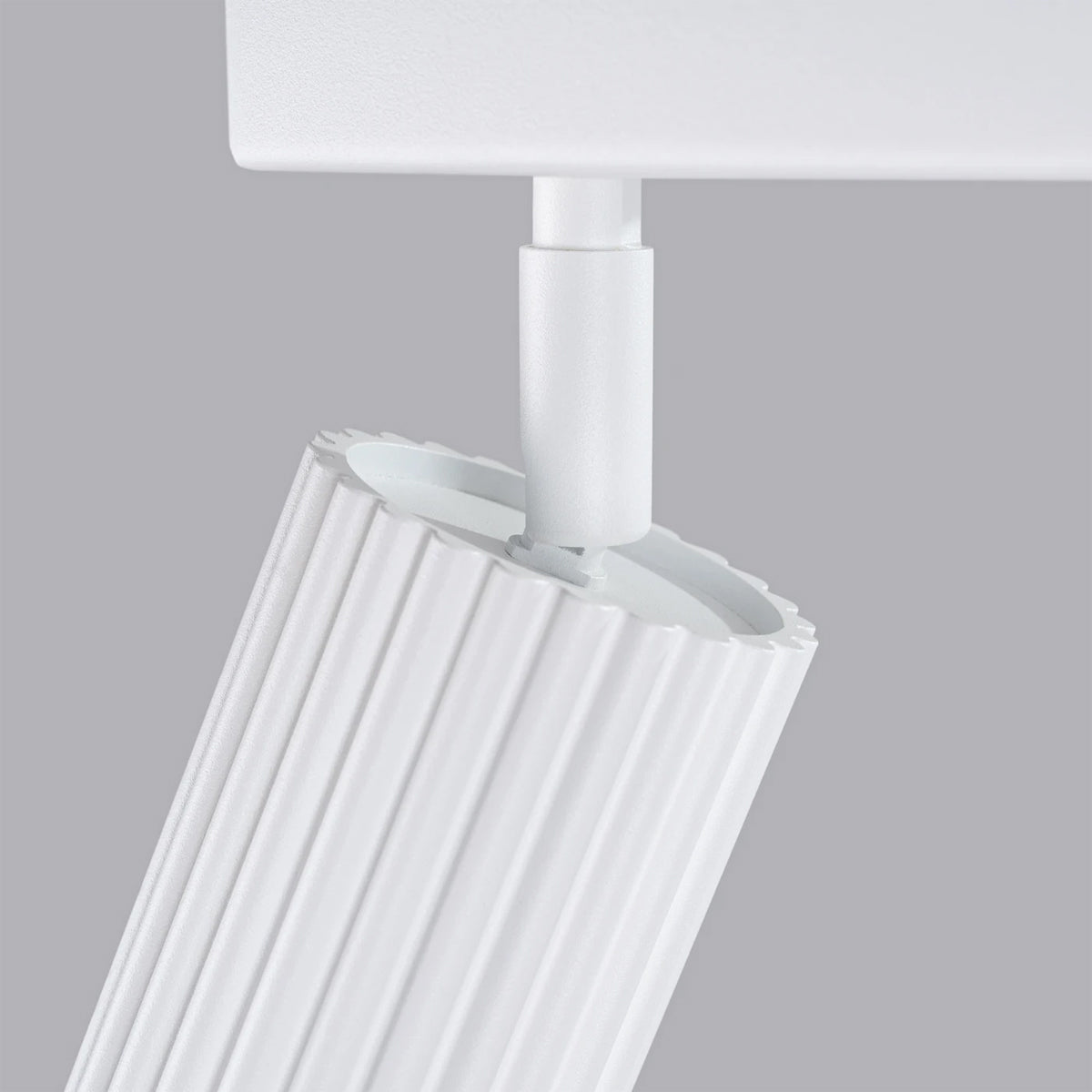 Aluminium Ceiling Light With 4 Karbon Lamps - Deep Space