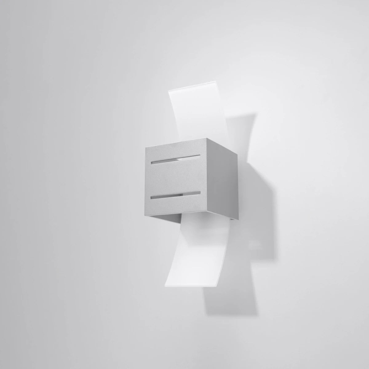 Aluminium Wall Light With Loreto Glass Lamp - Deep Space