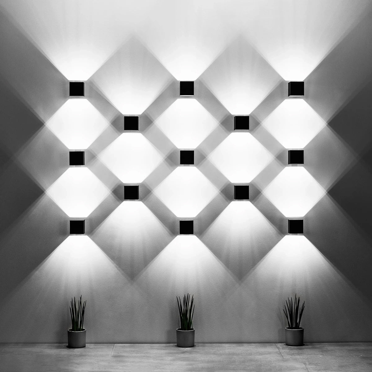 Aluminium Wall Light With Quad 1 Lamp - Deep Space