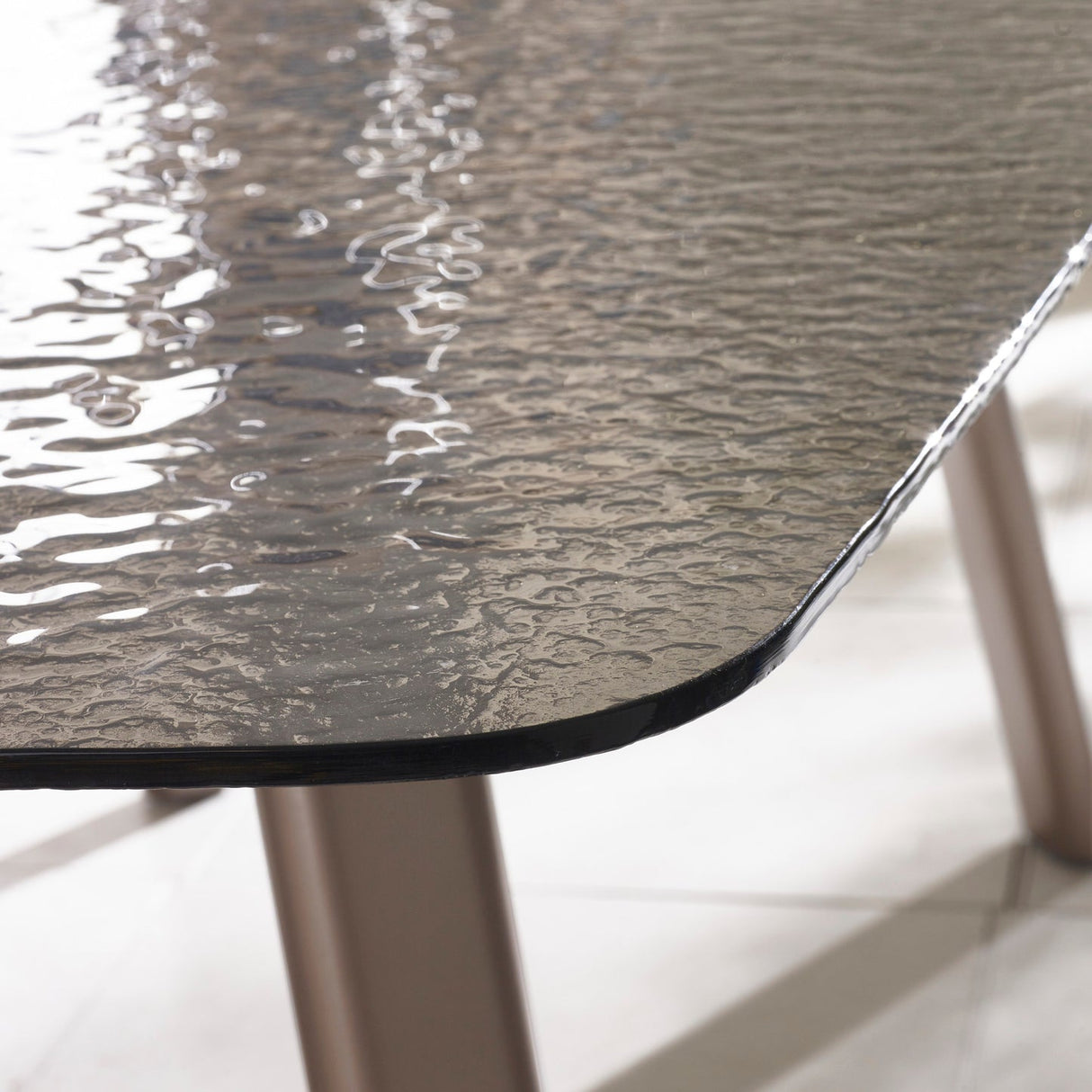 Bubble Glass Top Dining Table for 4 to 6 People Rectangular - Callisto